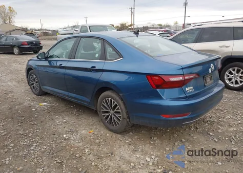 2021 Volkswagen Jetta 1.4T R-Line/1.4T S/1.4T Se z USA, uszkodzony, nr VIN 3VWC57BU8MM059711